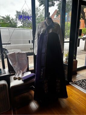 Full set of Traditional Korean Hanbok Dress in Deep Purple and White0519